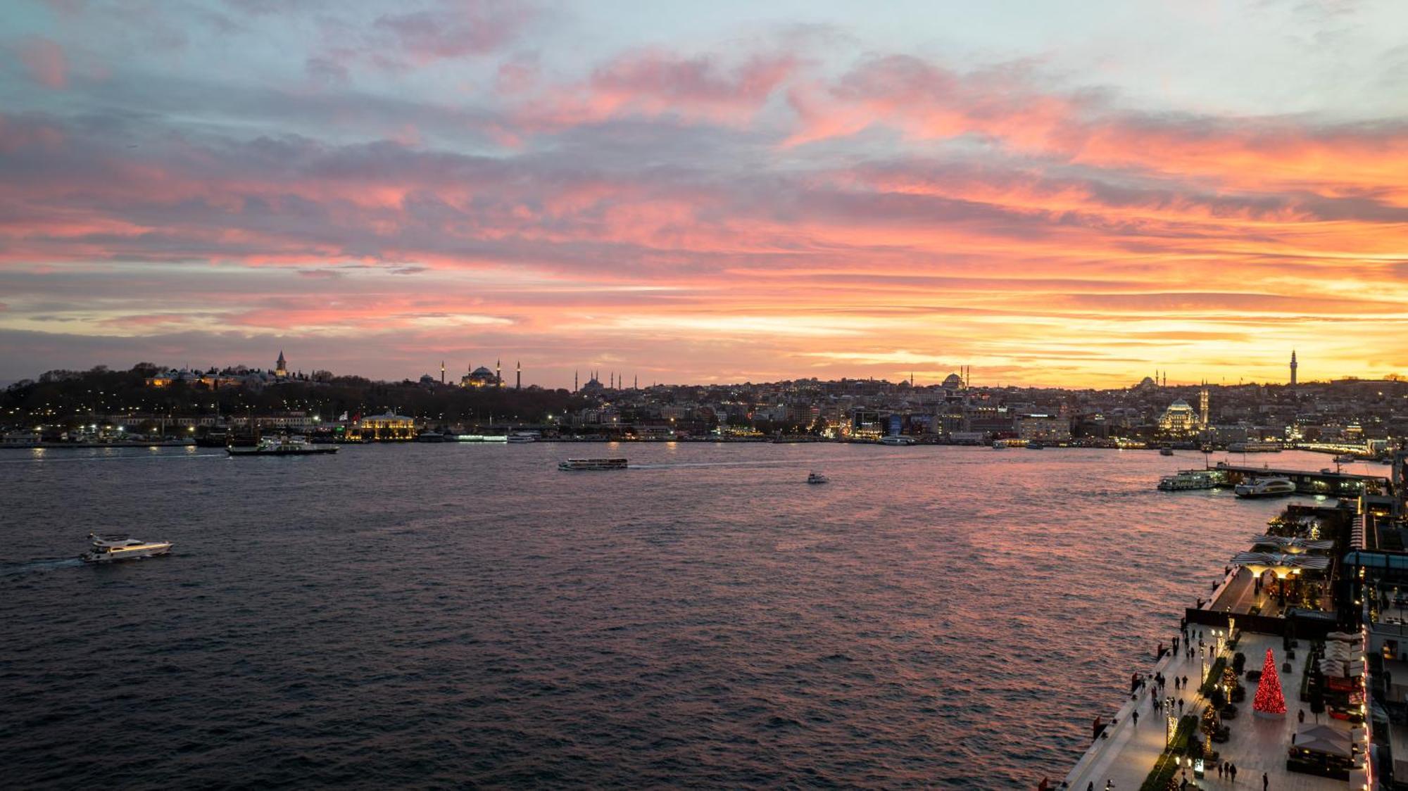 Dream Inn Karakoey Bosphorus イスタンブール エクステリア 写真